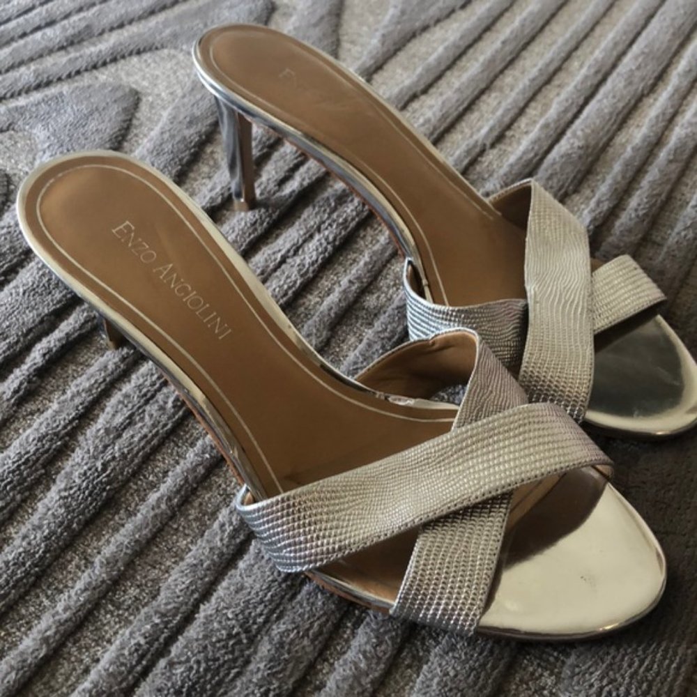 Enzo Angiolini Silver Sandals - Picture 2 of 2